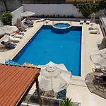 Aparthotel Uysal Apart *