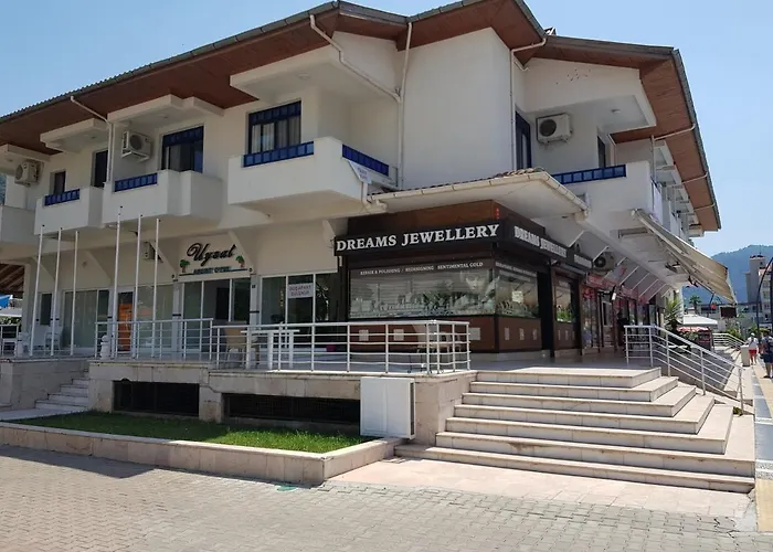 Uysal Apart * مرمريس