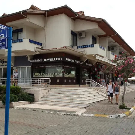 Uysal Apart Marmaris