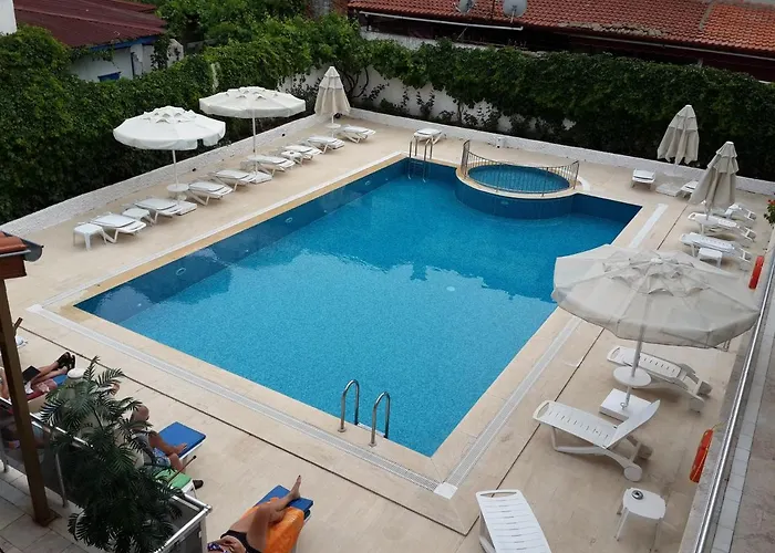 Uysal Apart מלון דירות *