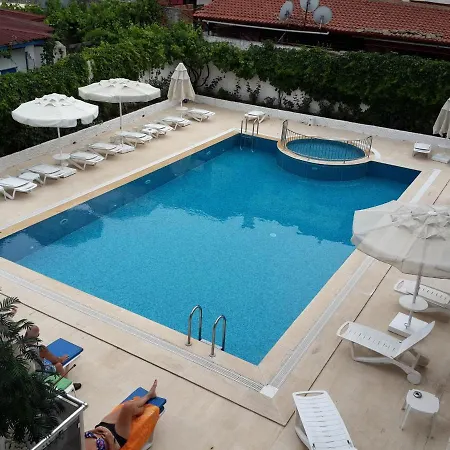 Uysal Apart Апарт-отель *