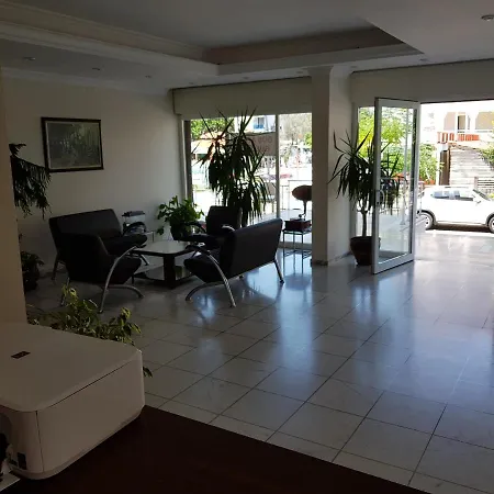 Apartahotel Uysal Apart *